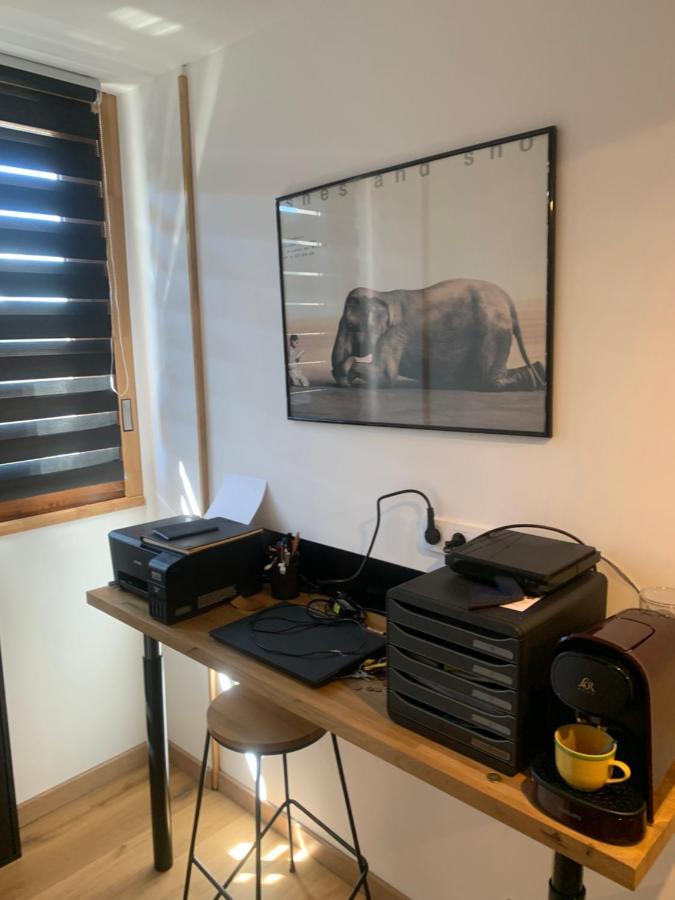 Studio Moderne Барселонет Екстериор снимка